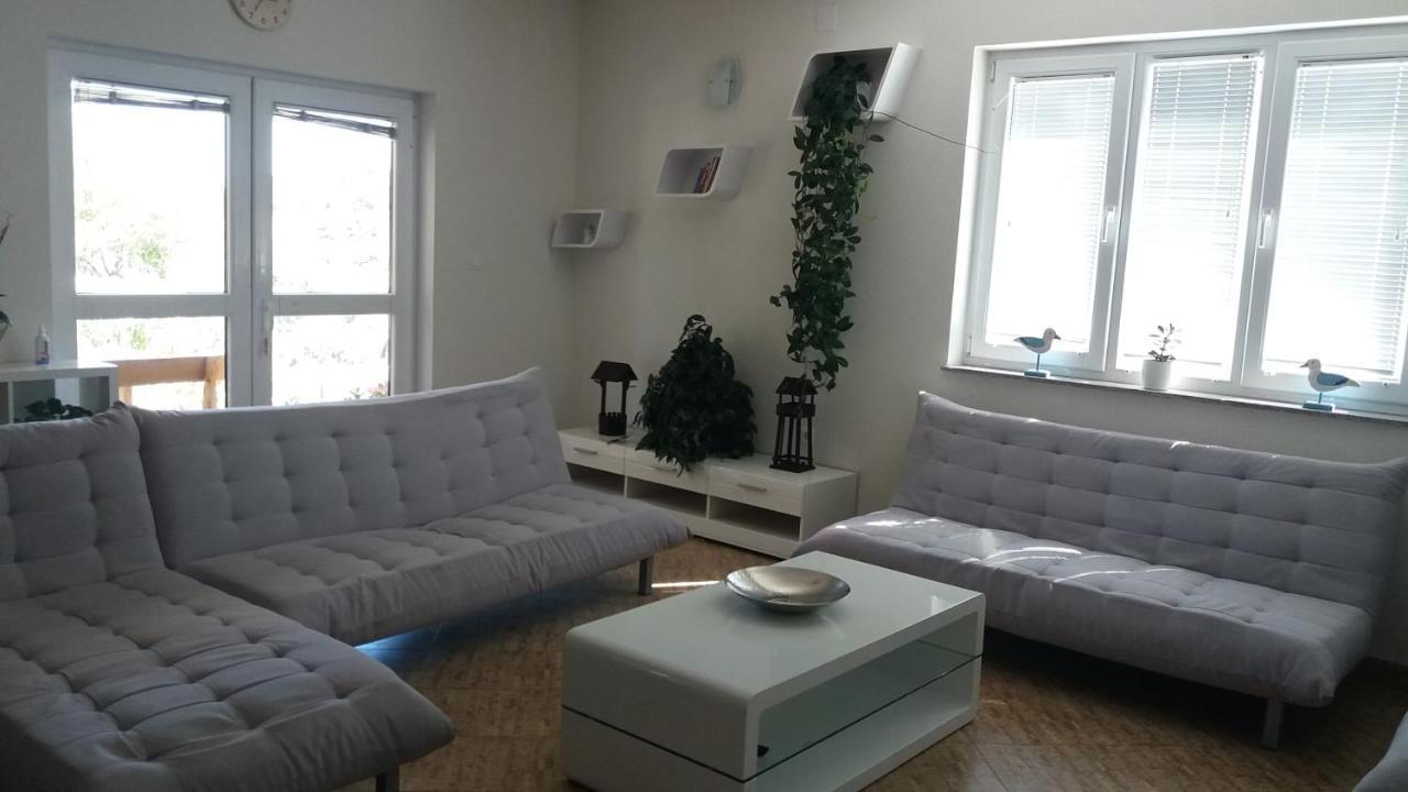 4 Bedroom Apartment In Tisno Eksteriør billede